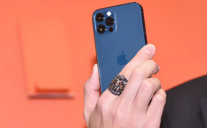 顺平苹果手机维修分享iPhone12系列重启方法教程 